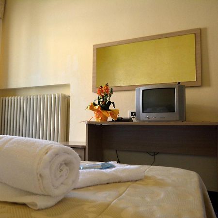 Hotel Orly Cesenatico Exteriér fotografie
