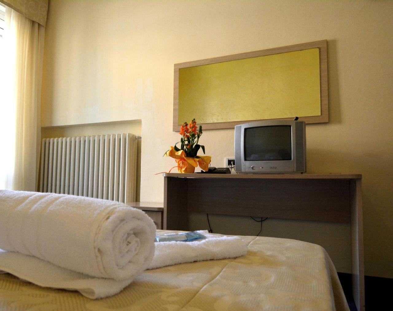 Hotel Orly Cesenatico Exteriér fotografie