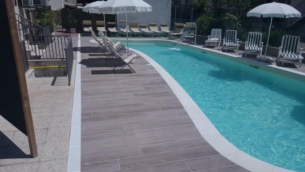 Hotel Orly Cesenatico Exteriér fotografie